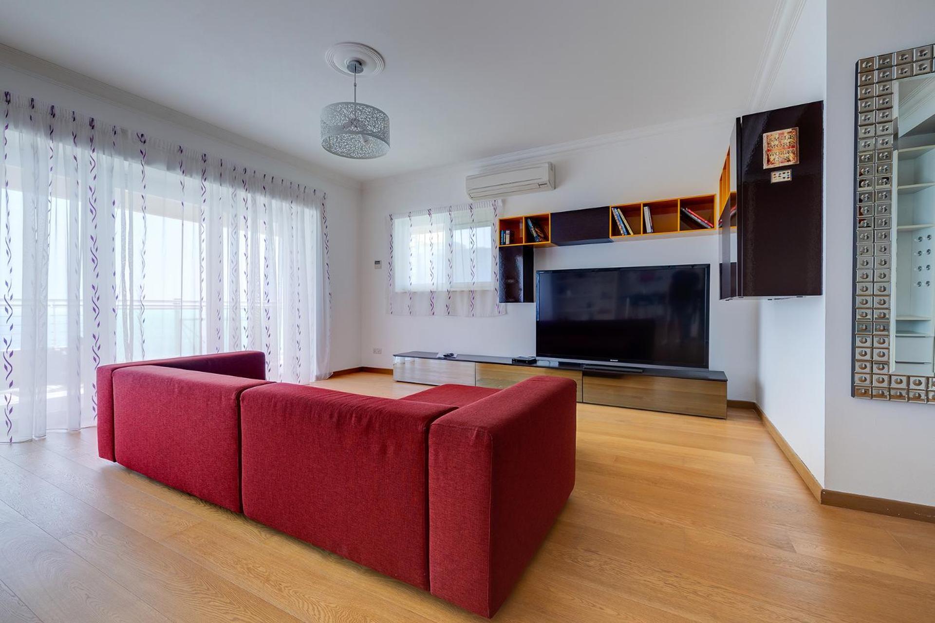 Seafront Apartment Сліма Екстер'єр фото