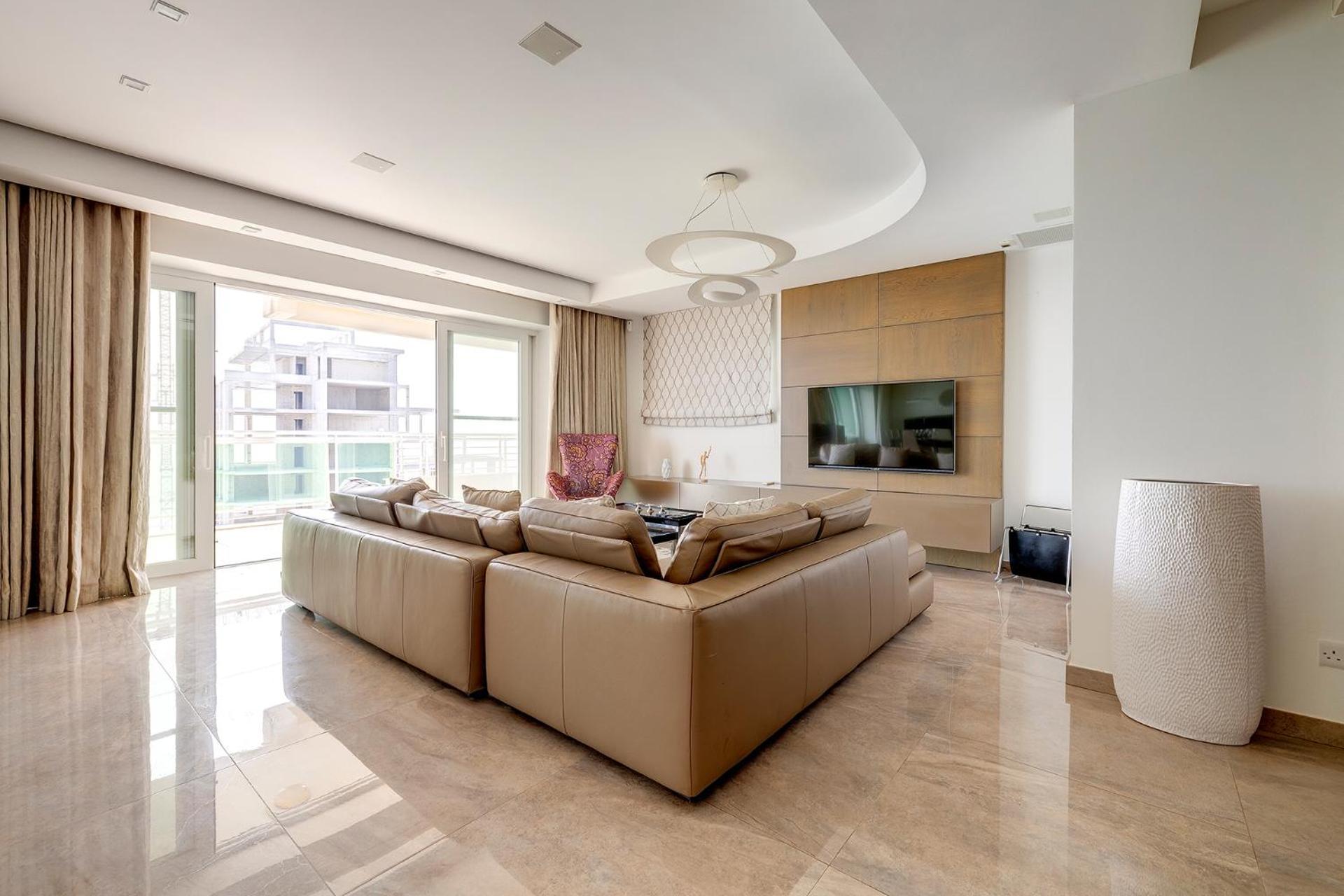 Seafront Apartment Сліма Екстер'єр фото