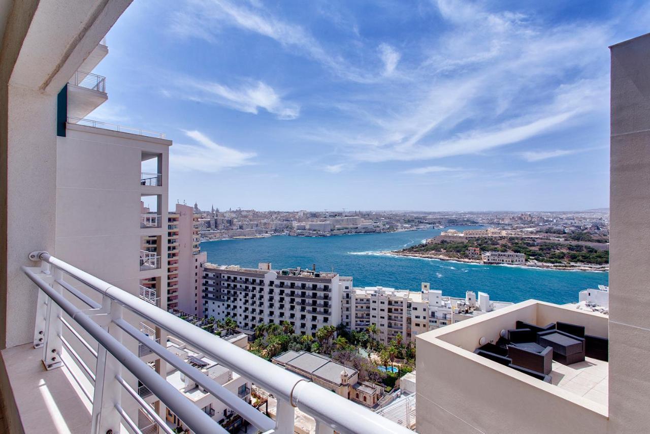 Seafront Apartment Сліма Екстер'єр фото